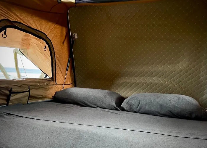 Embark On A Journey Through Maui With Aloha Glamp\'S Jeep And Rooftop Tent Allows You To Discover Diverse Campgrounds, Unveiling The Island\'S Beauty From Unique Perspectives Each Day