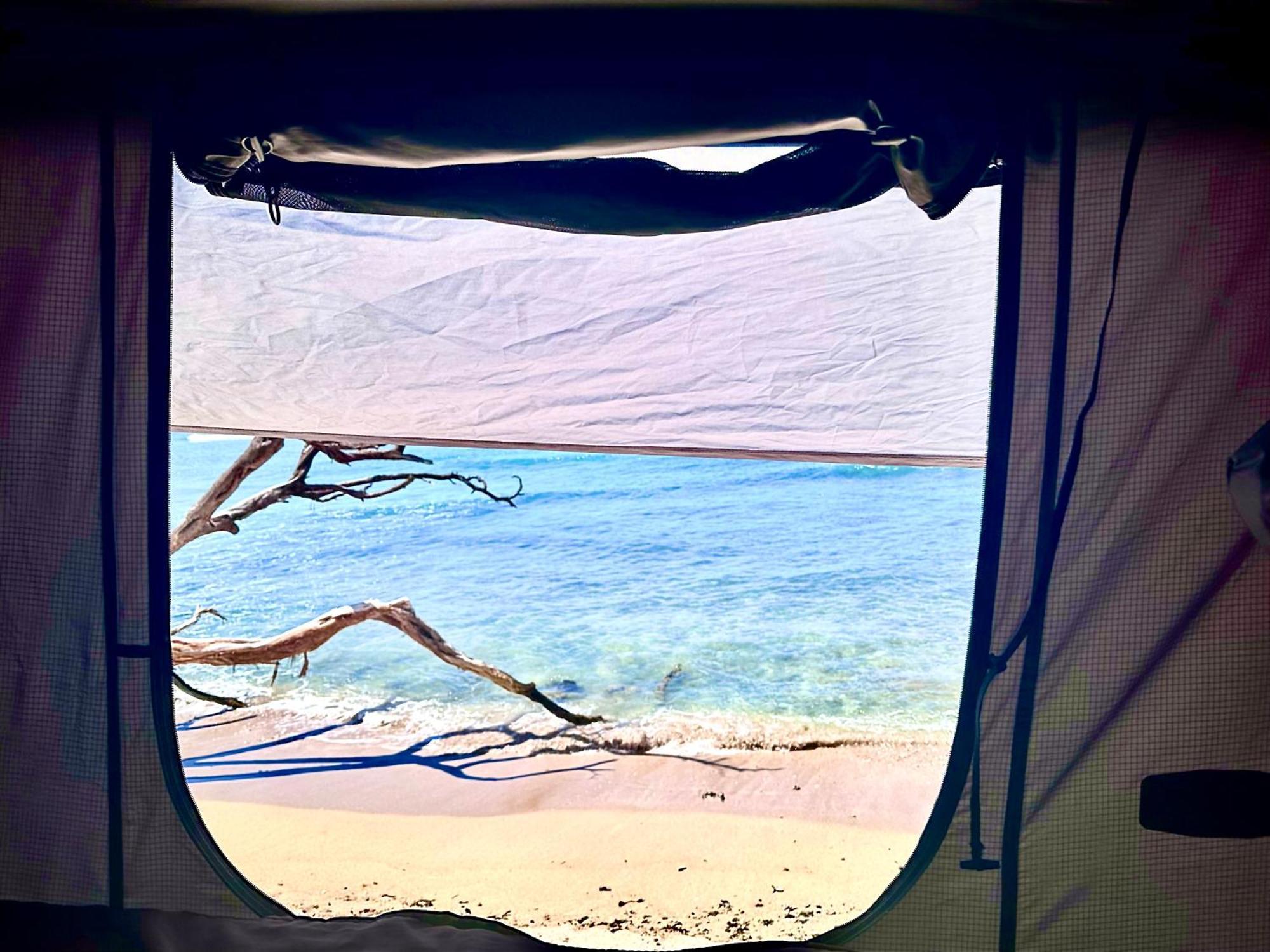 Glamping Embark On A Journey Through Maui With Aloha Glamp's Jeep And Rooftop Tent Allows To Discover Diverse Campgrounds, Unveiling The Island's Beauty From Unique Perspectives Each Day Paia