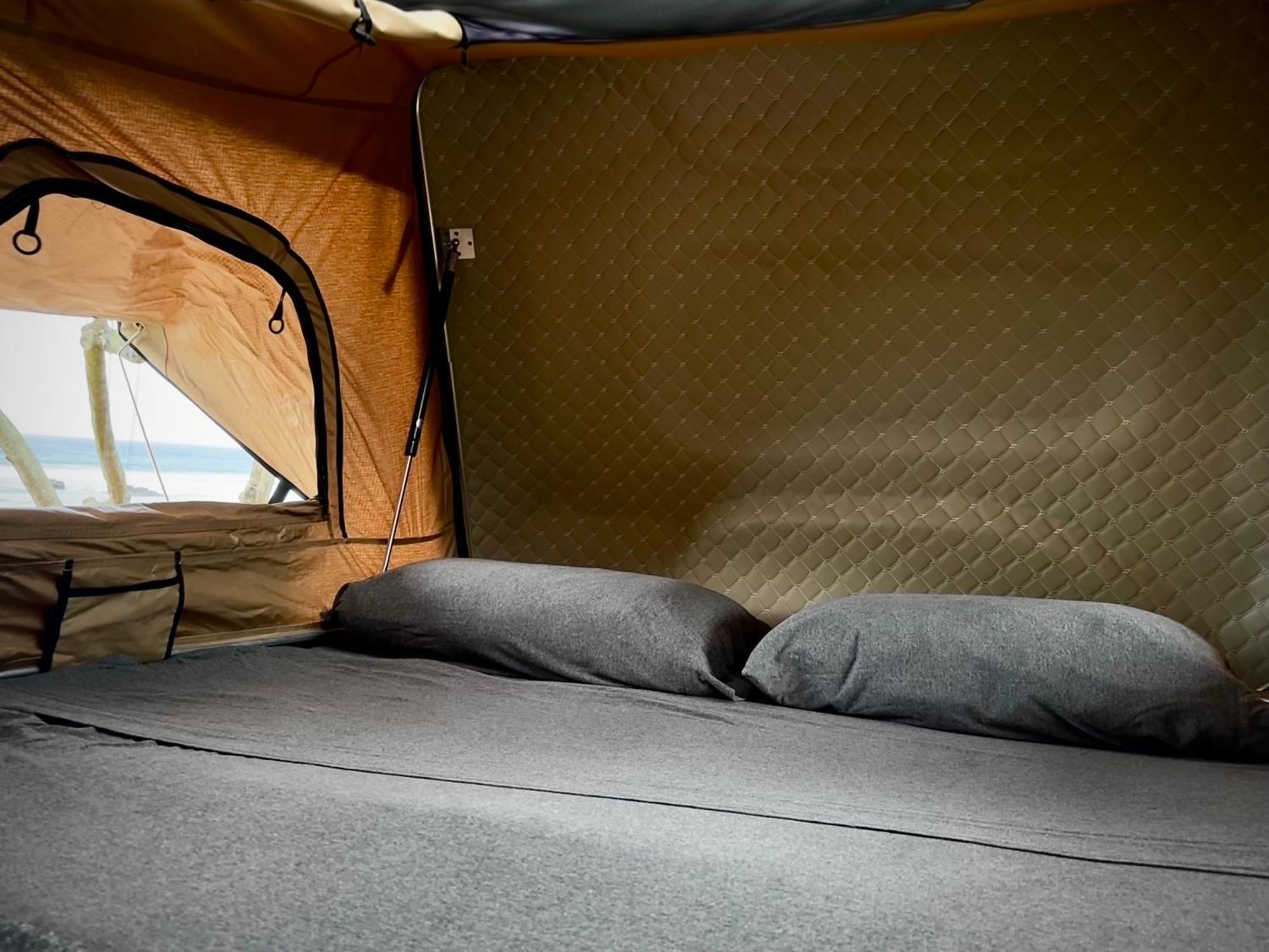Embark On A Journey Through Maui With Aloha Glamp's Jeep And Rooftop Tent Allows To Discover Diverse Campgrounds, Unveiling The Island's Beauty From Unique Perspectives Each Day Glamping Paia