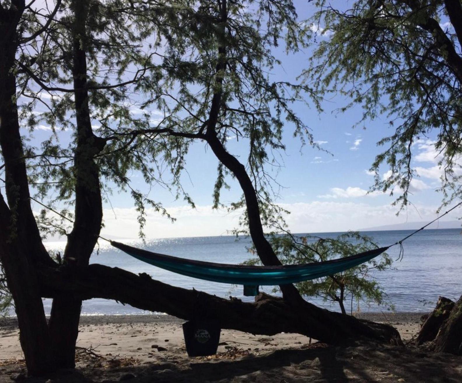 Embark On A Journey Through Maui With Aloha Glamp's Jeep And Rooftop Tent Allows To Discover Diverse Campgrounds, Unveiling The Island's Beauty From Unique Perspectives Each Day Glamping